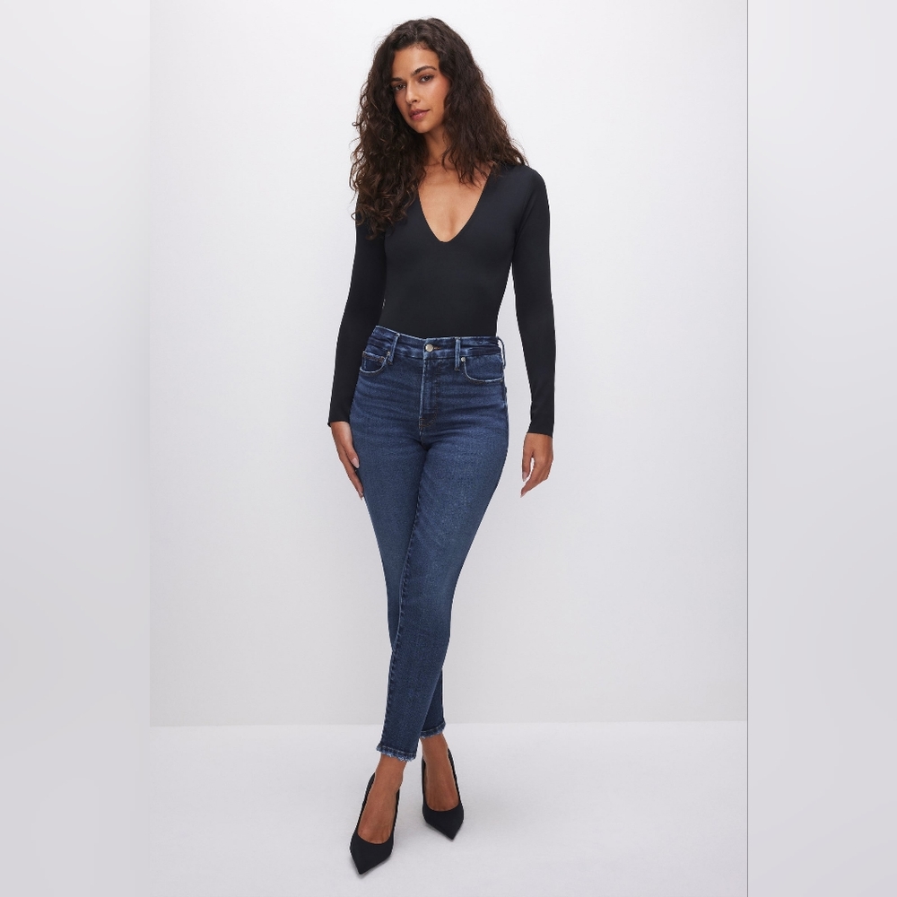 NWT Good American Good Waist Crop Jeans, Size 2/26